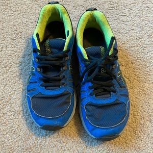 ASICS kids tennis shoes